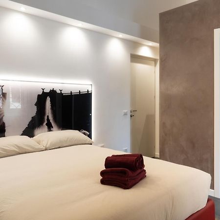 Embassy Suites Roma Bagian luar foto